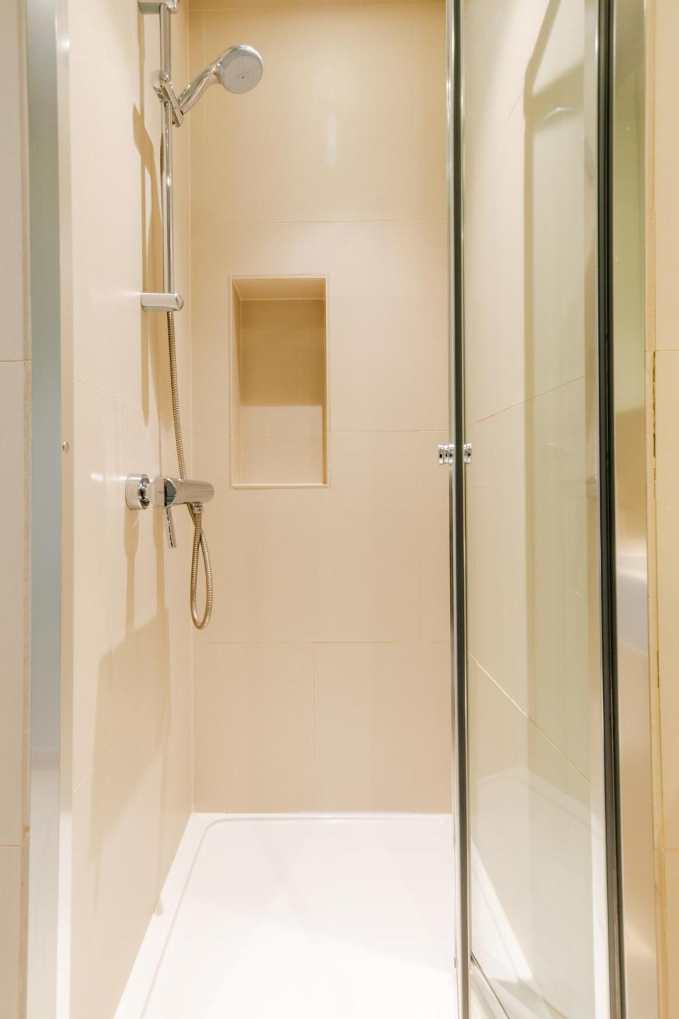 Stayinn Holborn London Bagian luar foto